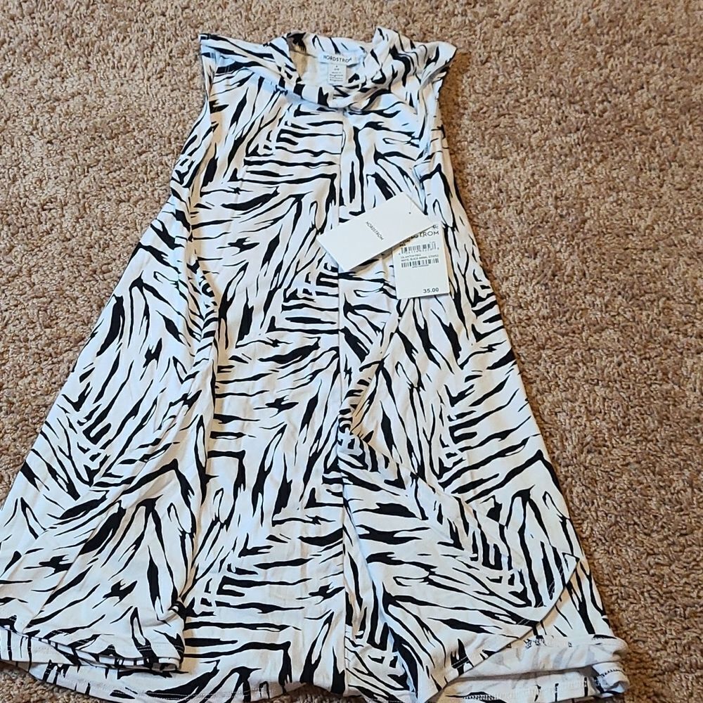 NEW Nordstrom Zebra style dress